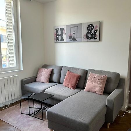 Pink Cosy Apartment Louviers Exterior photo